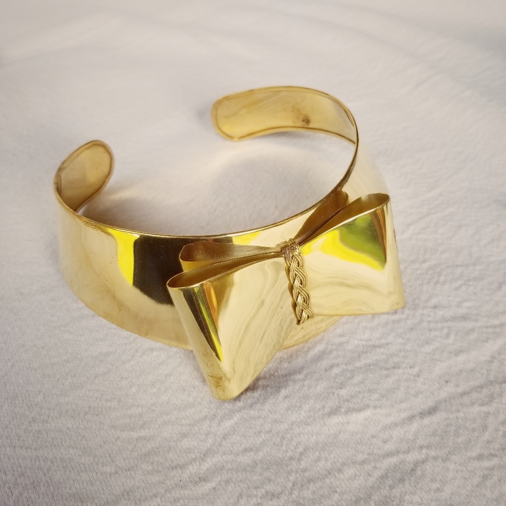 Big bow holiday statement Designer  brass collar